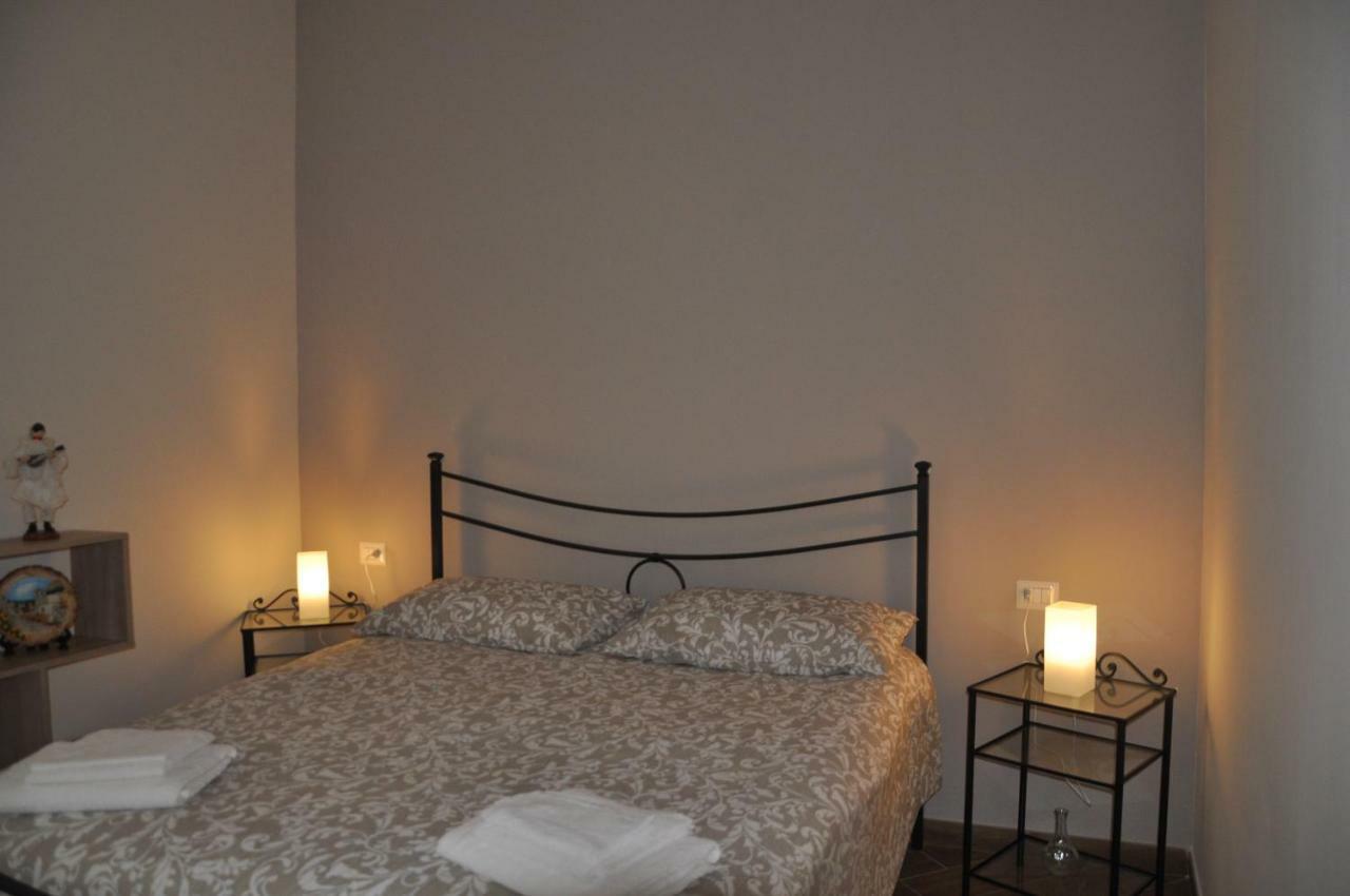 Alexis Home Naples Luaran gambar