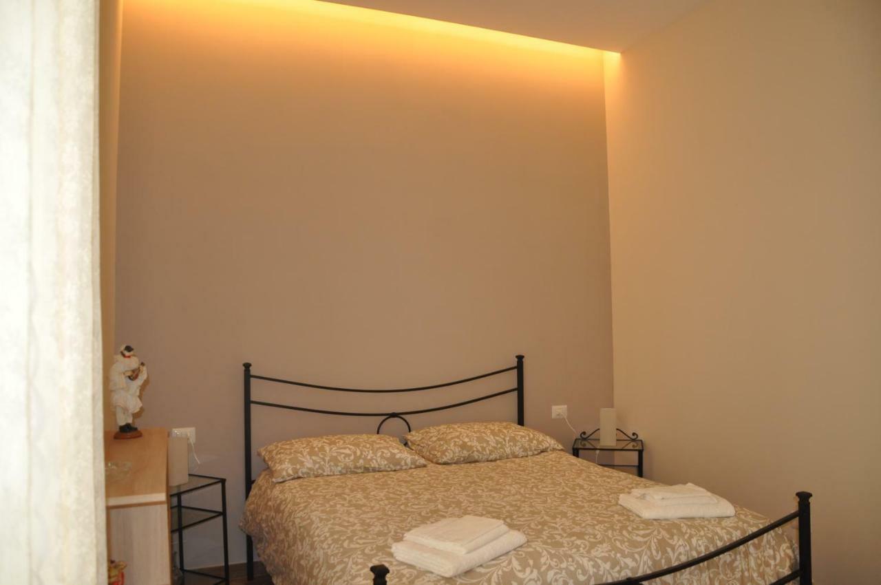 Alexis Home Naples Luaran gambar